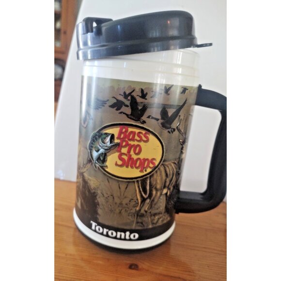 Large Bass Pro Shop 32 Ounce Travel/Fishing Coffee Mug - Toronto - Picture 1 of 10